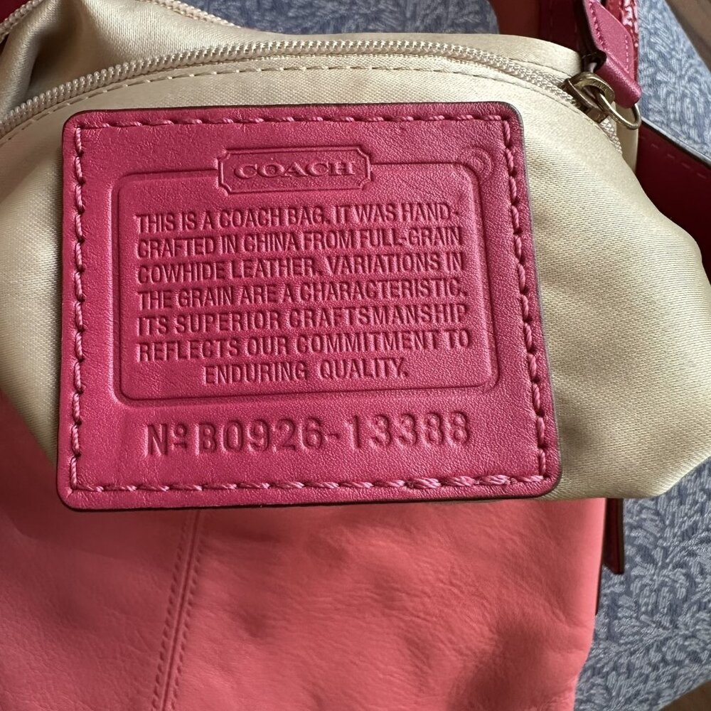 COACH 13388 Bonnie Leather Foldover Crossbody Purse in Pink‎ Adjustable Strap - Picture 7 of 7